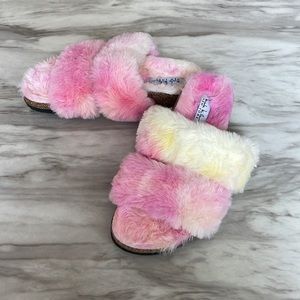 Nicole Miller Faux Fur Fuzzy Slides Sandals NWT Size 6